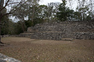 Small Acropolis Edifice LI at Yaxchilan Ruins - yaxchilan mayan ruins,yaxchilan mayan temple,mayan temple pictures,mayan ruins photos